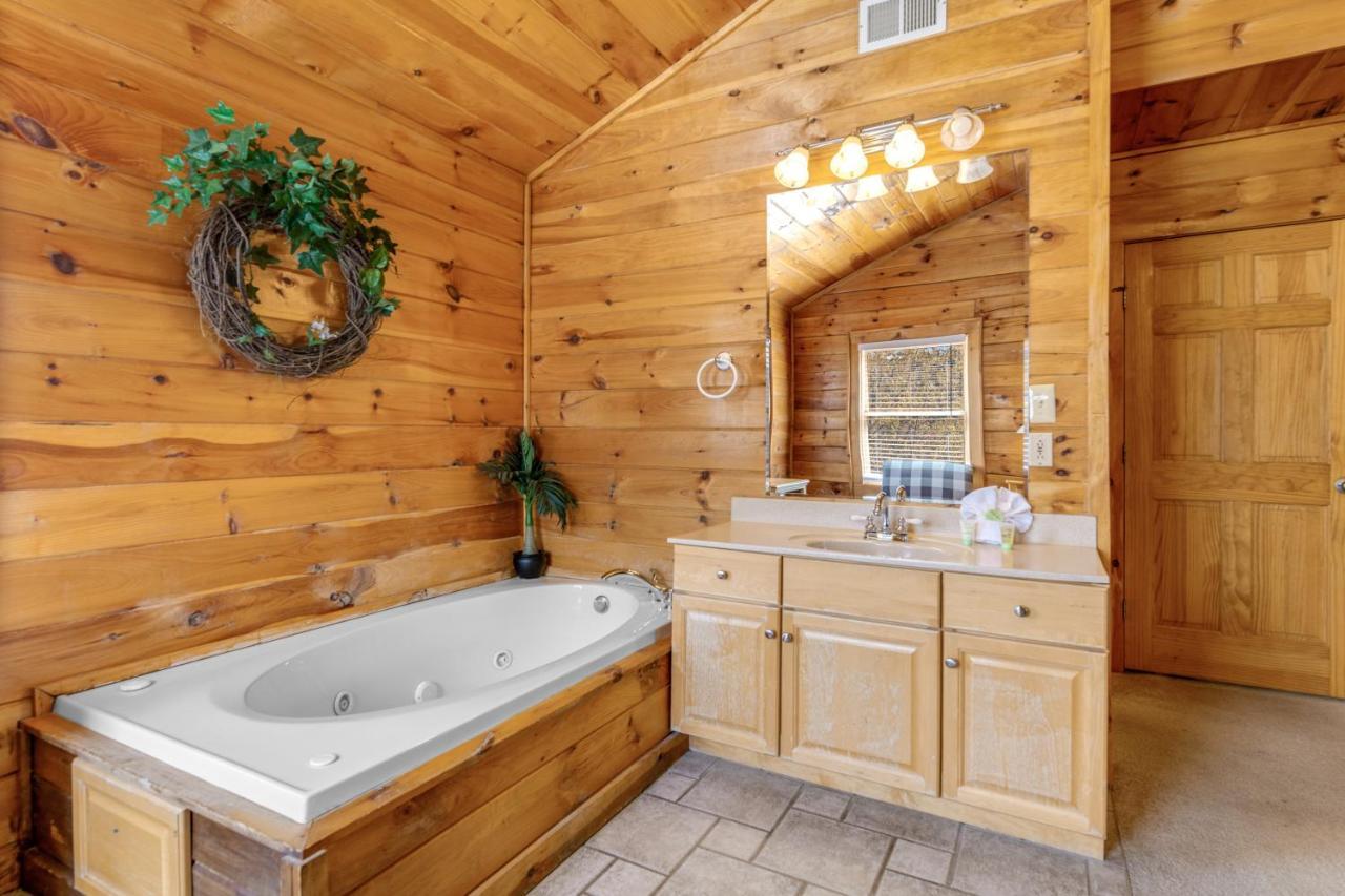 Papaw'S Bear Den Villa Pigeon Forge Exteriör bild